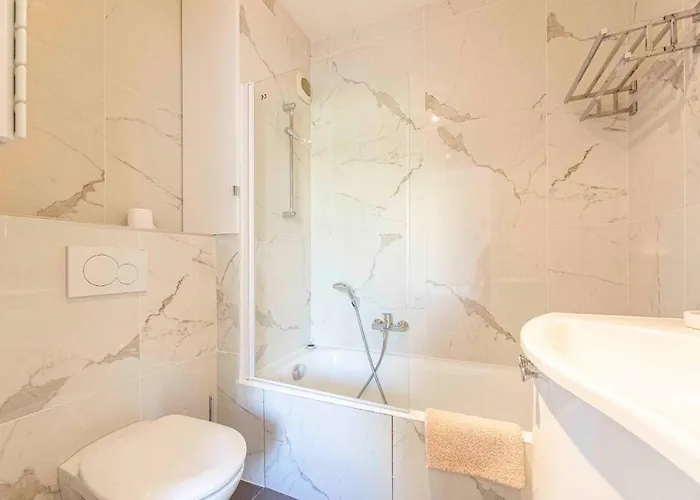 2 Bedrooms2 Bathroomsdouble Terrace & Garden In Palm Area * Cannes
