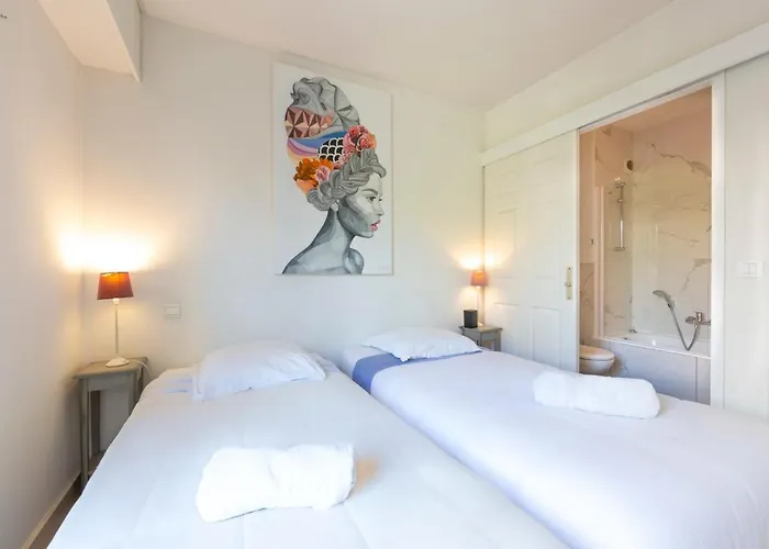 2 Bedrooms2 Bathroomsdouble Terrace & Garden In Palm Area * Cannes